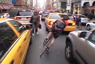 Coursier a velo dans les rues de New-York